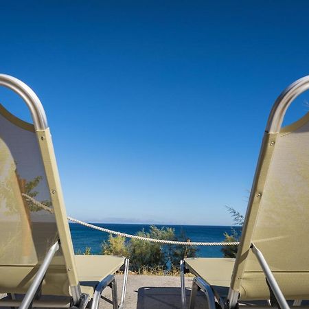 Seafront Studio With Direct Beach Access Koróni Zewnętrze zdjęcie