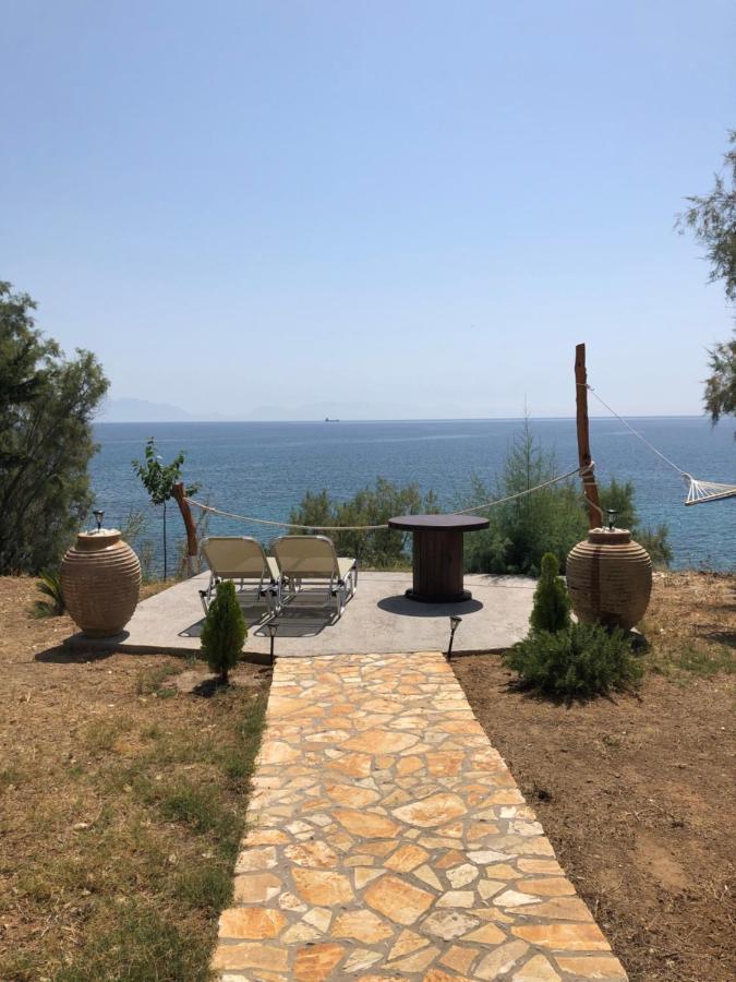 Seafront Studio With Direct Beach Access Koróni Zewnętrze zdjęcie